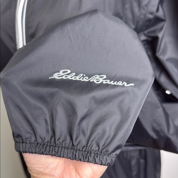 Eddie Bauer Black Packable Windbreaker Jacket Raincoat Hood Technical Jacket - Picture 6 of 16